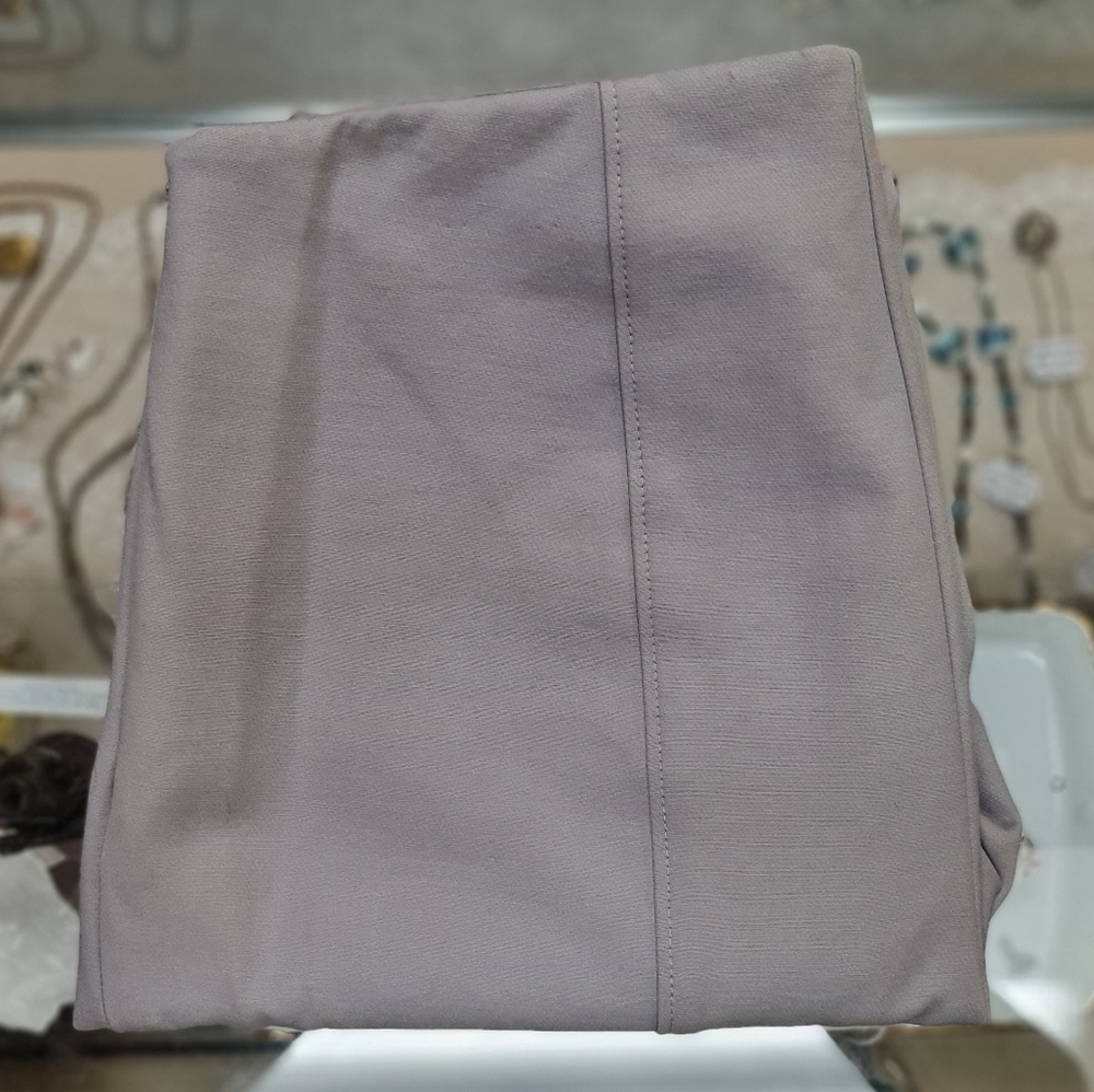 White House | Black Market Gray Skinny Pants size 2